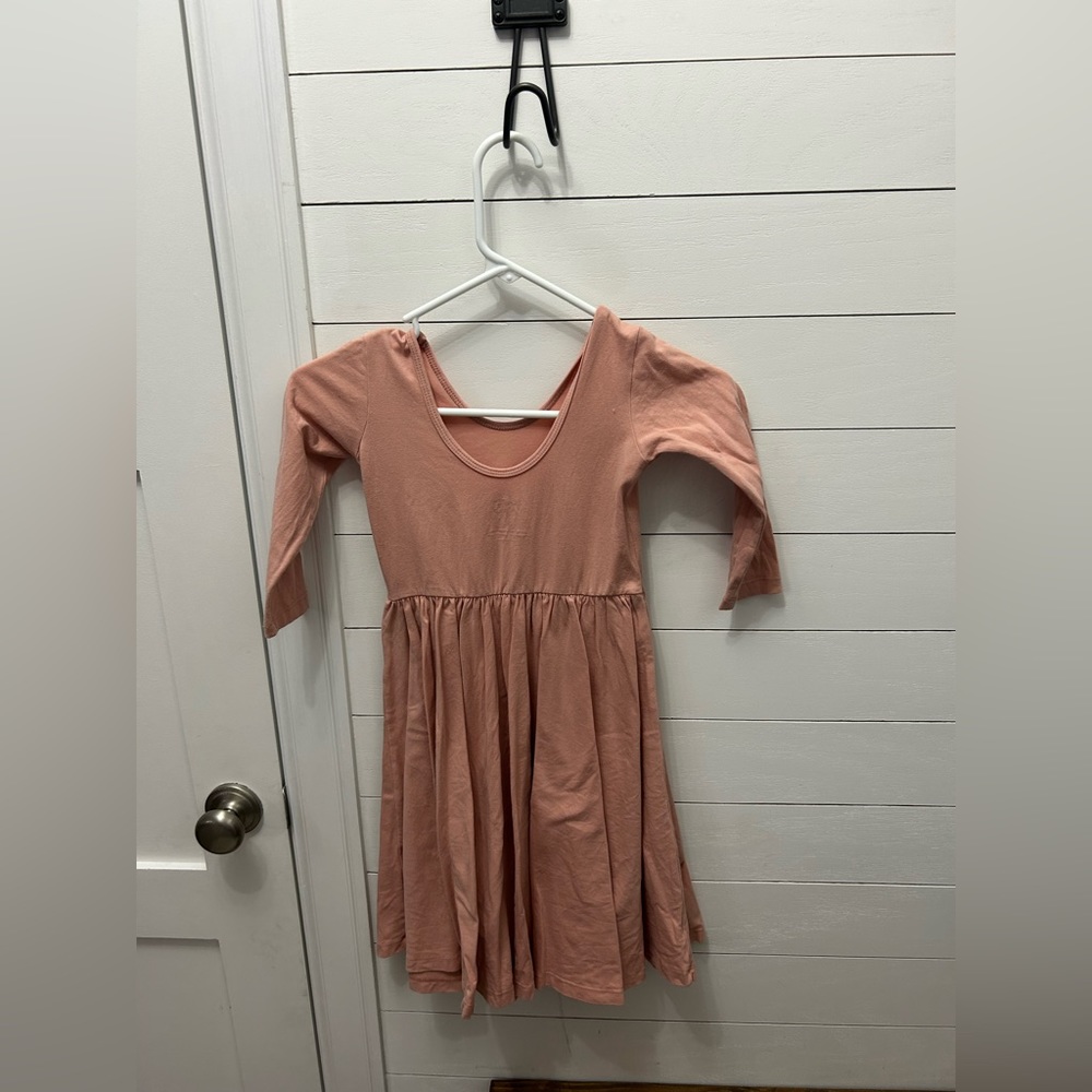 Alice & Ames Girls dress  size 7 Tan